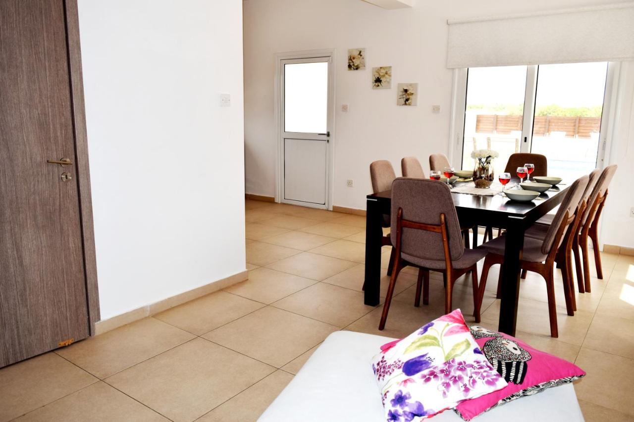 Nissi Villa Ourania Ayia Napa Bagian luar foto