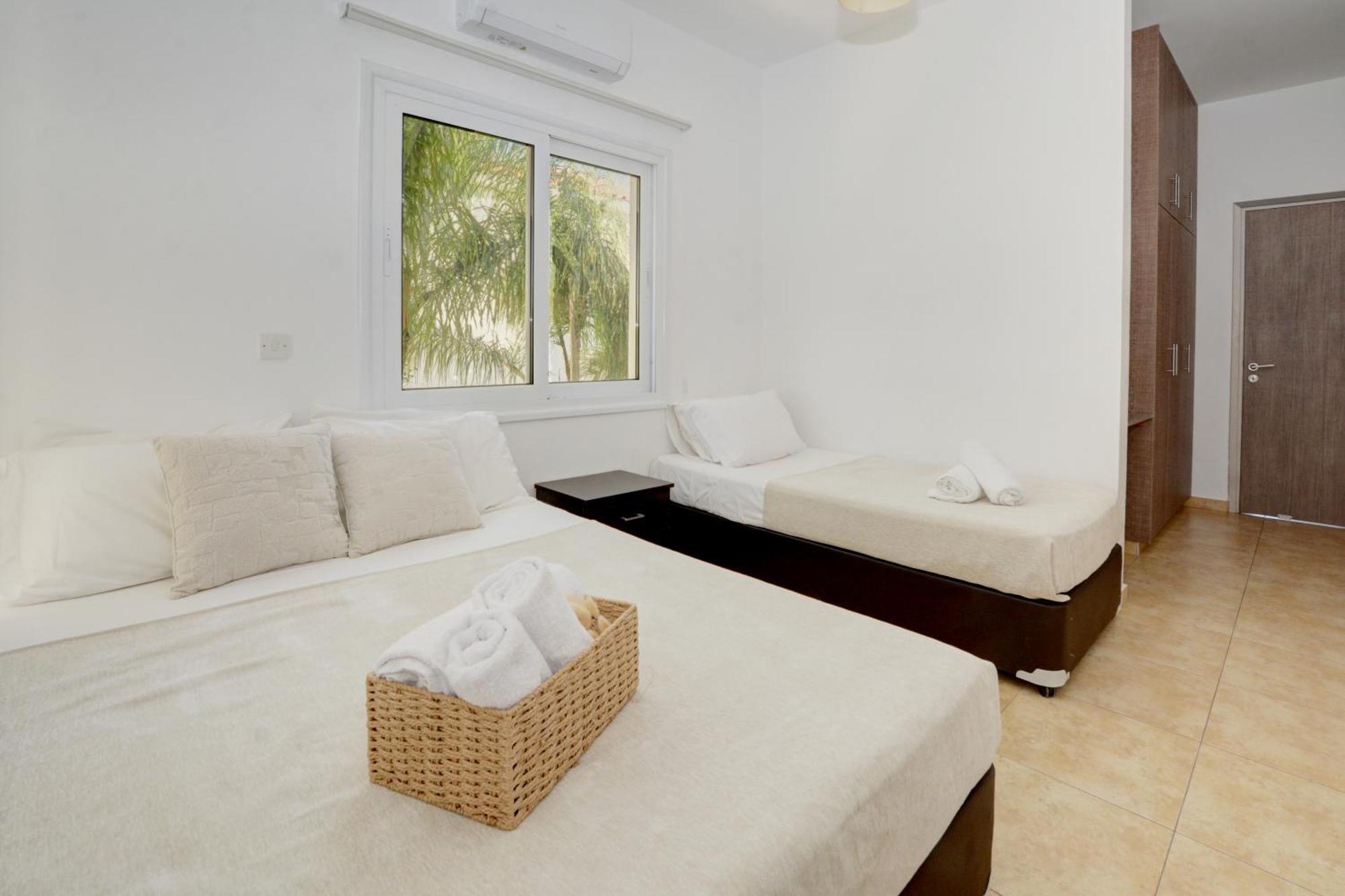Nissi Villa Ourania Ayia Napa Bagian luar foto